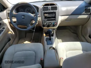 2006 Kia Spectra EX z VIN KNAFE121965370962, wystawiony jako Copart lot #57651215 z przebiegiem 152 308 mil mil oraz Szkody całkowita. Historia ofert i sprzedaży dostępna na DreamBid. Obrazek 8.