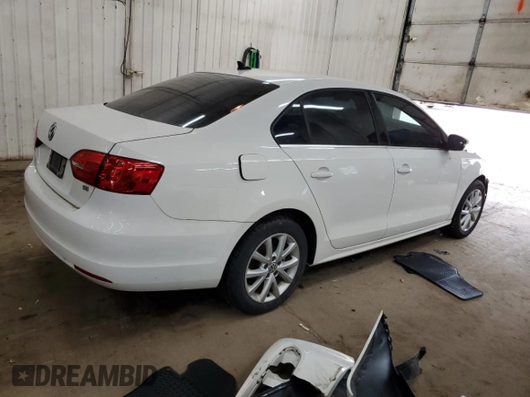 2014 Volkswagen Jetta Sedan SE with VIN 3VWD17AJ6EM377996, listed as a Copart auction lot 49292985 with 141,158 mi miles and Clean Title. Bid and sale history available at carsss.com. Image 3.