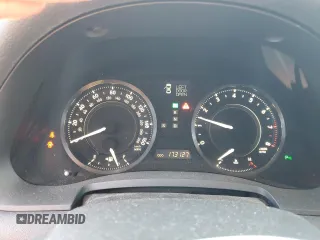 2010 Lexus IS 350 C with VIN JTHFE2C28A2504255, listed as a Copart auction lot 43643865 with 173,127 mi miles and Salvage title. Bid and sale history available at DreamBid. Image 9.