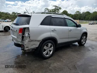 2012 Kia Sorento EX z VIN 5XYKU4A27CG229651, wystawiony jako Copart lot #60314715 z przebiegiem 117 876 mil mil oraz Szkoda całkowita • Salvage title. Historia ofert i sprzedaży dostępna na DreamBid. Obrazek 3.