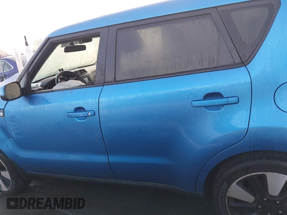 2016 Kia Soul + z VIN KNDJP3A52G7348816, wystawiony jako IAAI lot #41531720 z przebiegiem 104 966 mil mil oraz . Historia ofert i sprzedaży dostępna na DreamBid. Obrazek 14.