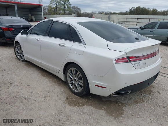 2013 Lincoln MKZ Hybrid with VIN 3LN6L2LU9DR822048, listed as a IAAI auction lot 41695213 with 176,591 mi miles. Bid and sale history available at carsss.com. Image 3.