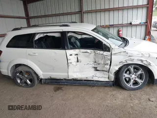 2017 Dodge Journey Crossroad Plus z VIN 3C4PDDGG2HT574854, wystawiony jako IAAI lot #42444167 z przebiegiem 111 936 mil mil oraz . Historia ofert i sprzedaży dostępna na DreamBid. Obrazek 13.