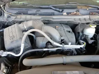 2017 Ram 1500 Laramie z VIN 1C6RR7VTXHS690713, wystawiony jako Copart lot #48139245 z przebiegiem 103 326 mil mil oraz Szkoda całkowita • Salvage title. Historia ofert i sprzedaży dostępna na DreamBid. Obrazek 13.