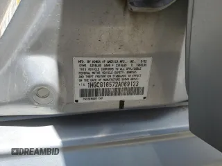 2002 Honda Accord EX z VIN 1HGCG16572A069123, wystawiony jako Copart lot #55861375 z przebiegiem 117 455 mil mil oraz Szkoda całkowita • Salvage title. Historia ofert i sprzedaży dostępna na DreamBid. Obrazek 12.