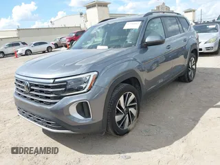 2024 Volkswagen Atlas SE z VIN 1V2HR2CA8RC563655, wystawiony jako IAAI lot #42586812 z przebiegiem 36 426 mil mil oraz . Historia ofert i sprzedaży dostępna na DreamBid. Obrazek 17.