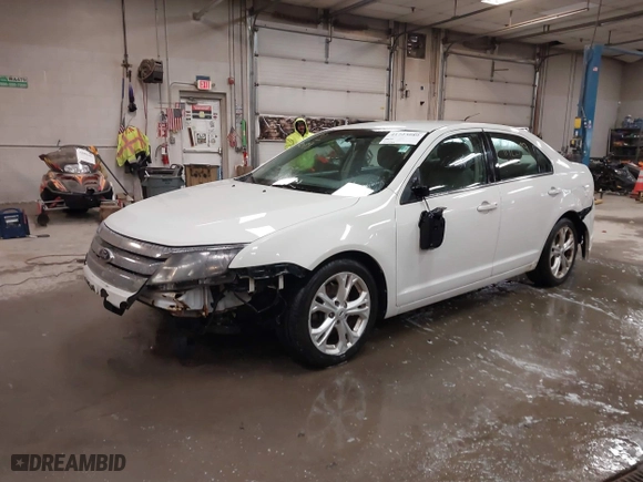 2012 Ford Fusion SE with VIN 3FAHP0HA2CR441652, listed as a IAAI auction lot 41723089 with 207,239 mi miles. Bid and sale history available at carsss.com. Image 2.