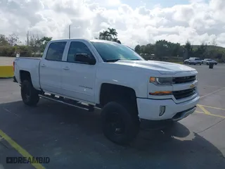 2016 Chevrolet Silverado 1500 LT with VIN 3GCUKREC3GG116107, listed as a IAAI auction lot 41490638 with 93,669 mi miles. Bid and sale history available at carsss.com. Image 1.