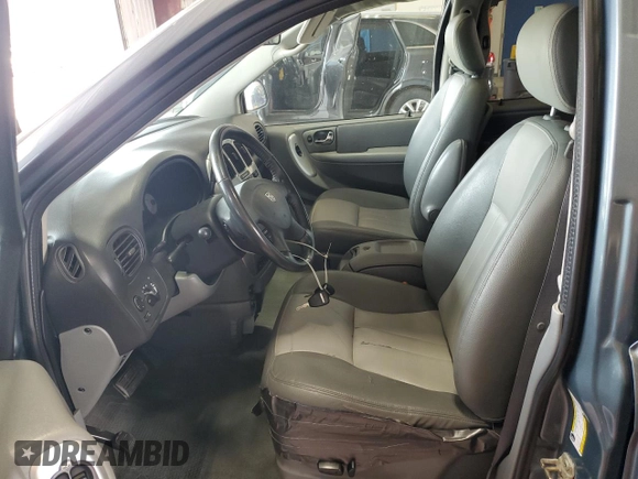 2007 Dodge Grand Caravan SXT with VIN 2D4GP44L97R180393, listed as a Copart auction lot 54700215 with 71,641 mi miles and Clean Title. Bid and sale history available at DreamBid. Image 7.