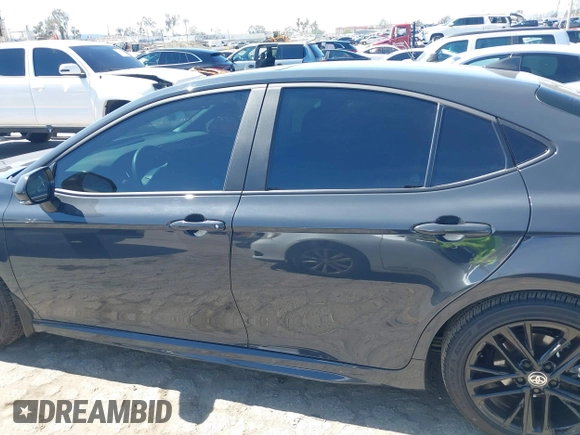2025 Toyota Camry LE with VIN 4T1DAACK9SU070427, listed as a IAAI auction lot 41814689 with 2,934 mi miles and . Bid and sale history available at DreamBid. Image 14.