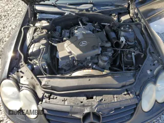 2005 Mercedes-Benz SL 500 z VIN WDBSK75F75F097824, wystawiony jako Copart lot #54317815 z przebiegiem Nie podano mil oraz Nie do naprawy • Non repairable. Historia ofert i sprzedaży dostępna na DreamBid. Obrazek 12.