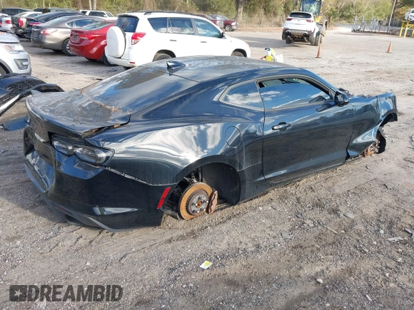 2019 Chevrolet Camaro 1SS with VIN 1G1FE1R70K0119793, listed as a IAAI auction lot 40948144 with 109,201 mi miles. Bid and sale history available at carsss.com. Image 4.