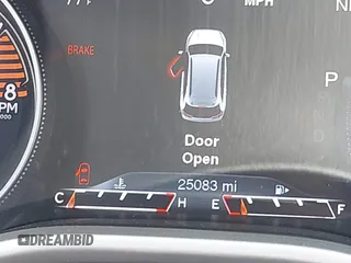 2017 Jeep Cherokee High Altitude z VIN 1C4PJMDS5HW510819, wystawiony jako IAAI lot #42447600 z przebiegiem 25 083 mil mil oraz . Historia ofert i sprzedaży dostępna na DreamBid. Obrazek 15.