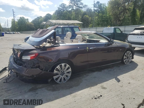 2018 Mercedes-Benz E 400 with VIN WDD1K6GB5JF023528, listed as a Copart auction lot 51788255 with 60,605 mi miles and Salvage title. Bid and sale history available at DreamBid. Image 3.