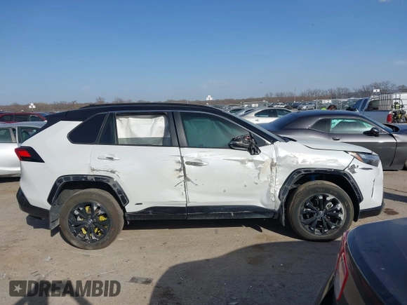 2024 Toyota RAV4 Hybrid XSE with VIN 2T3E6RFV1RW082924, listed as a IAAI auction lot 41747641 with Not Provided miles and . Bid and sale history available at DreamBid. Image 12.