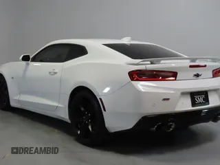 2017 Chevrolet Camaro 2SS with VIN 1G1FH1R75H0101841, listed as a Copart auction lot 54442465 with 94,969 mi miles and Salvage Title. Bid and sale history available at carsss.com. Image 4.