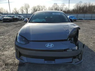 2024 Hyundai Ioniq 6 SEL z VIN KMHM34AC9RA077087, wystawiony jako Copart lot #45884475 z przebiegiem 614 mil mil oraz Szkoda całkowita • Salvage title. Historia ofert i sprzedaży dostępna na DreamBid. Obrazek 5.