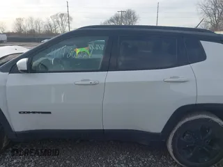 2021 Jeep Compass Latitude z VIN 3C4NJCBB4MT603884, wystawiony jako IAAI lot #41486227 z przebiegiem 72 567 mil mil oraz . Historia ofert i sprzedaży dostępna na DreamBid. Obrazek 14.