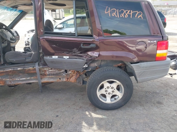 1998 Jeep Grand Cherokee Laredo с VIN 1J4GZ58S1WC103355, выставлен на аукционе IAAI как лот 42128472 с пробегом Не указан миль и . История ставок и продаж доступна на DreamBid. Изображение 15.