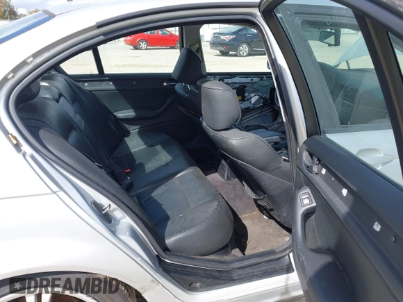 2000 BMW 3 Series 323i with VIN WBAAM3348YFP79534, listed as a IAAI auction lot 40734827 with 185,943 mi miles and . Bid and sale history available at DreamBid. Image 8.