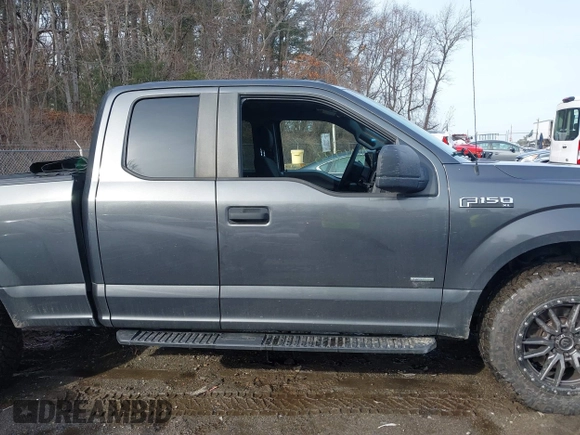 2017 Ford F-150 XL with VIN 1FTEX1EP3HFC54727, listed as a IAAI auction lot 41462133 with 87,250 mi miles. Bid and sale history available at carsss.com. Image 13.