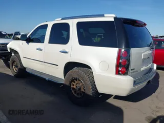 2010 GMC Yukon Denali with VIN 1GKUKEEF1AR224997, listed as a IAAI auction lot 42056472 with 81,314 mi miles. Bid and sale history available at carsss.com. Image 3.