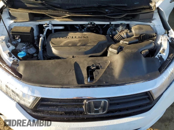 2024 Honda Odyssey EX-L with VIN 5FNRL6H6XRB008230, listed as a Copart auction lot 51418395 with 11,879 mi miles and Salvage Title. Bid and sale history available at DreamBid. Image 12.