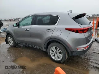 2018 Kia Sportage LX z VIN KNDPMCAC9J7318589, wystawiony jako Copart lot #59397595 z przebiegiem 107 523 mil mil oraz Szkoda całkowita • Salvage title. Historia ofert i sprzedaży dostępna na DreamBid. Obrazek 2.