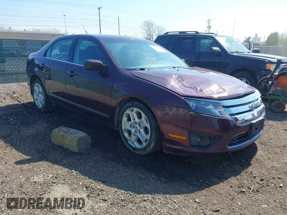 2011 Ford Fusion SE with VIN 3FAHP0HA5BR320130, listed as a IAAI auction lot 42103321 with 191,178 mi miles. Bid and sale history available at carsss.com. Image 1.