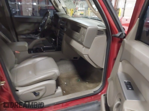 2006 Jeep Commander with VIN 1J8HG48K16C302814, listed as a IAAI auction lot 41997368 with 218,598 mi miles and . Bid and sale history available at DreamBid. Image 5.
