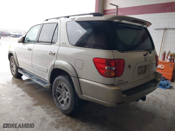 2004 Toyota Sequoia SR5 with VIN 5TDZT34A64S218109, listed as a IAAI auction lot 41809388 with 159,416 mi miles. Bid and sale history available at carsss.com. Image 3.