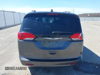 2021 Chrysler Voyager LXi with VIN 2C4RC1DGXMR519600, listed as a IAAI auction lot 41813991 with 87,187 mi miles and . Bid and sale history available at DreamBid. Image 19.