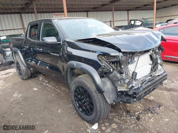 2024 Chevrolet Colorado 4WD Trail Boss with VIN 1GCPTEEK5R1138959, listed as a IAAI auction lot 41363463 with 5,514 mi miles. Bid and sale history available at carsss.com. Image 1.