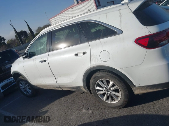 2019 Kia Sorento S V6 with VIN 5XYPG4A57KG532483, listed as a IAAI auction lot 41279048 with 1 mi miles. Bid and sale history available at carsss.com. Image 14.