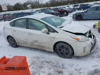 2015 Toyota Prius Four with VIN JTDKN3DU3F1933788, listed as a IAAI auction lot 41602001 with 324,092 mi miles. Bid and sale history available at carsss.com. Image 13.