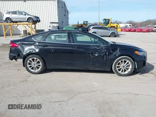 2020 Ford Fusion SE with VIN 3FA6P0HD8LR231106, listed as a IAAI auction lot 41755846 with 34,677 mi miles. Bid and sale history available at carsss.com. Image 13.