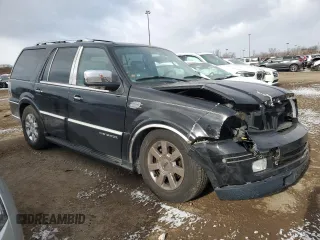 2006 Lincoln Navigator Luxury with VIN 5LMFU28566LJ06267, listed as a Copart auction lot 82982504 with 172,236 mi miles and Clean Title. Bid and sale history available at carsss.com. Image 4.