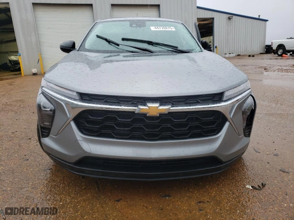2024 Chevrolet Trax LS with VIN KL77LFE21RC031950, listed as a Copart auction lot 44739875 with 0 mi miles and Salvage Title. Bid and sale history available at carsss.com. Image 5.