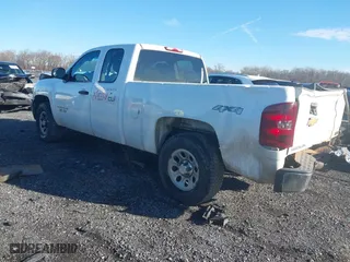 2013 Chevrolet Silverado 1500 Work Truck with VIN 1GCRKPEA1DZ366756, listed as a IAAI auction lot 41196096 with 274,143 mi miles. Bid and sale history available at carsss.com. Image 3.