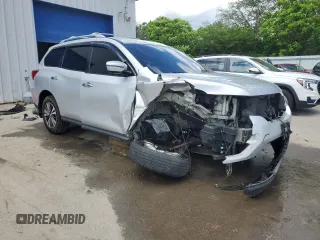 2017 Nissan Pathfinder Platinum z VIN 5N1DR2MMXHC686473, wystawiony jako Copart lot #58182055 z przebiegiem 252 933 mil mil oraz Szkoda całkowita • Salvage title. Historia ofert i sprzedaży dostępna na DreamBid. Obrazek 4.