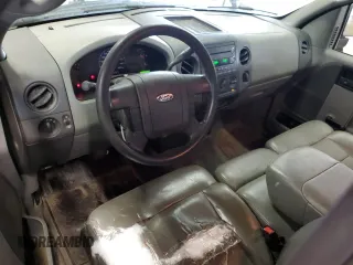 2008 Ford F-150 XL z VIN 1FTRF14W98KB31275, wystawiony jako Copart lot #65030705 z przebiegiem 170 706 mil mil oraz Czysty tytuł • Clean title. Historia ofert i sprzedaży dostępna na DreamBid. Obrazek 8.