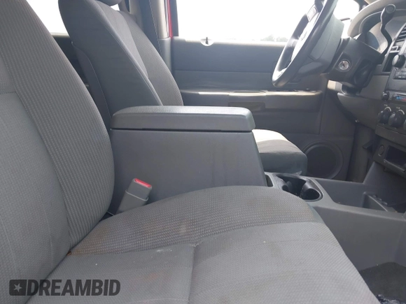 2005 Dodge Durango SXT with VIN 1D4HD38N75F608193, listed as a IAAI auction lot 42409497 with 195,339 mi miles and . Bid and sale history available at DreamBid. Image 5.