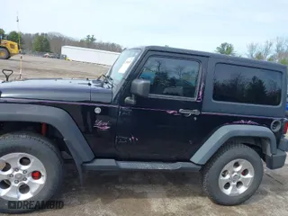 2014 Jeep Wrangler Sport with VIN 1C4AJWAG1EL207860, listed as a IAAI auction lot 41958655 with 138,319 mi miles. Bid and sale history available at carsss.com. Image 14.