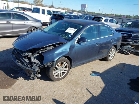 2007 Volkswagen Jetta 2.5 with VIN 3VWSF71K57M097684, listed as a IAAI auction lot 41215438 with 191,389 mi miles and . Bid and sale history available at DreamBid. Image 2.