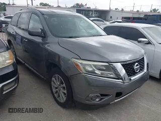 2016 Nissan Pathfinder S with VIN 5N1AR2MM4GC652935, listed as a IAAI auction lot 42101585 with 161,754 mi miles and . Bid and sale history available at DreamBid. Image 1.