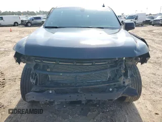 2022 Chevrolet Suburban RST with VIN 1GNSCEKD1NR304560, listed as a Copart auction lot 54498525 with 83,522 mi miles and Salvage title. Bid and sale history available at DreamBid. Image 5.