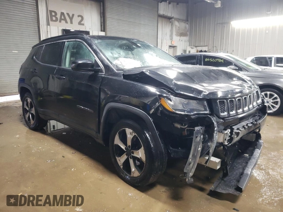 2018 Jeep Compass Latitude z VIN 3C4NJDBB9JT162108, wystawiony jako Copart lot #85360424 z przebiegiem 129 004 mil mil oraz Szkoda całkowita • Salvage title. Historia ofert i sprzedaży dostępna na DreamBid. Obrazek 4.