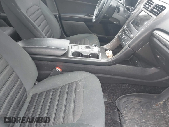 2017 Ford Fusion SE z VIN 3FA6P0H73HR283356, wystawiony jako IAAI lot #42416078 z przebiegiem 52 337 mil mil oraz . Historia ofert i sprzedaży dostępna na DreamBid. Obrazek 5.