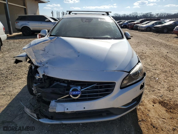 2017 Volvo V60 T5 Drive-E Platinum with VIN YV140MEMXH1338624, listed as a Copart auction lot 42573955 with 103,777 mi miles and Salvage Title. Bid and sale history available at carsss.com. Image 5.