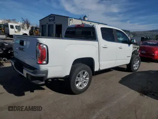 2020 GMC Canyon 2WD SLE with VIN 1GTG5CEN8L1180252, listed as a Copart auction lot 45697545 with 24,884 mi miles and Salvage Title. Bid and sale history available at carsss.com. Image 3.
